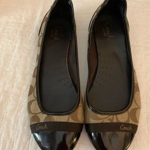 Coach flats-EUC